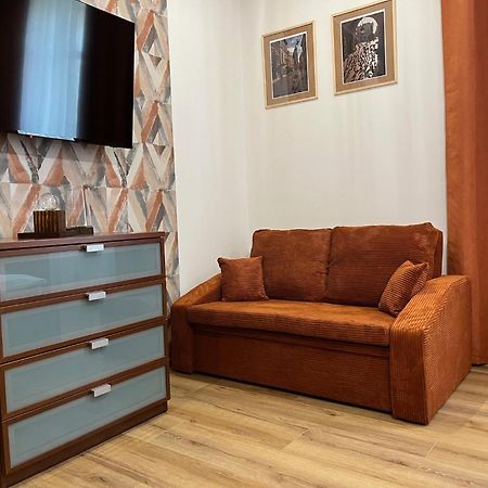 St. Cross Apartment Krakau Buitenkant foto