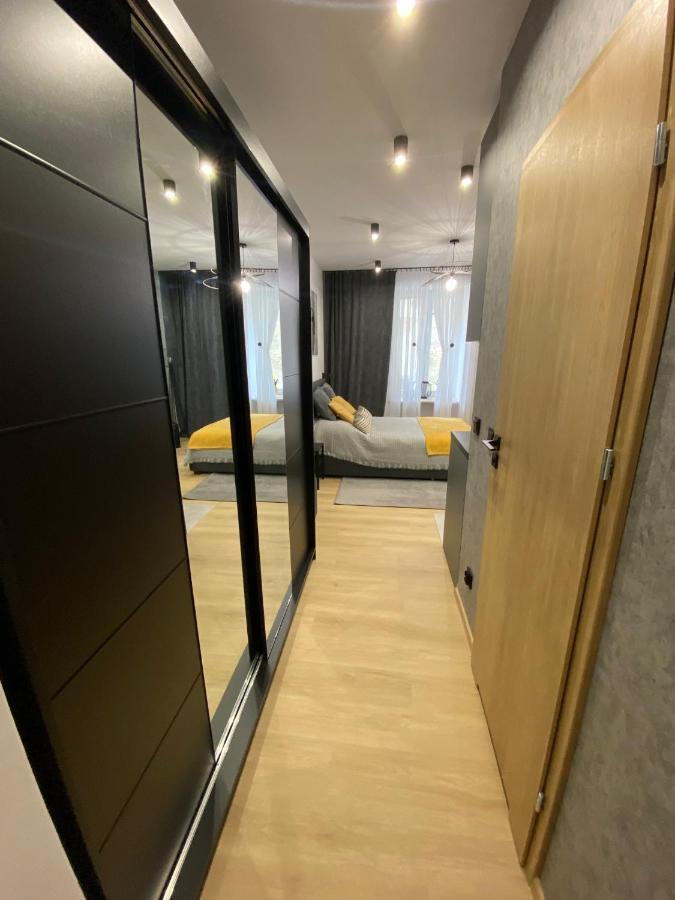 St. Cross Apartment Krakau Buitenkant foto