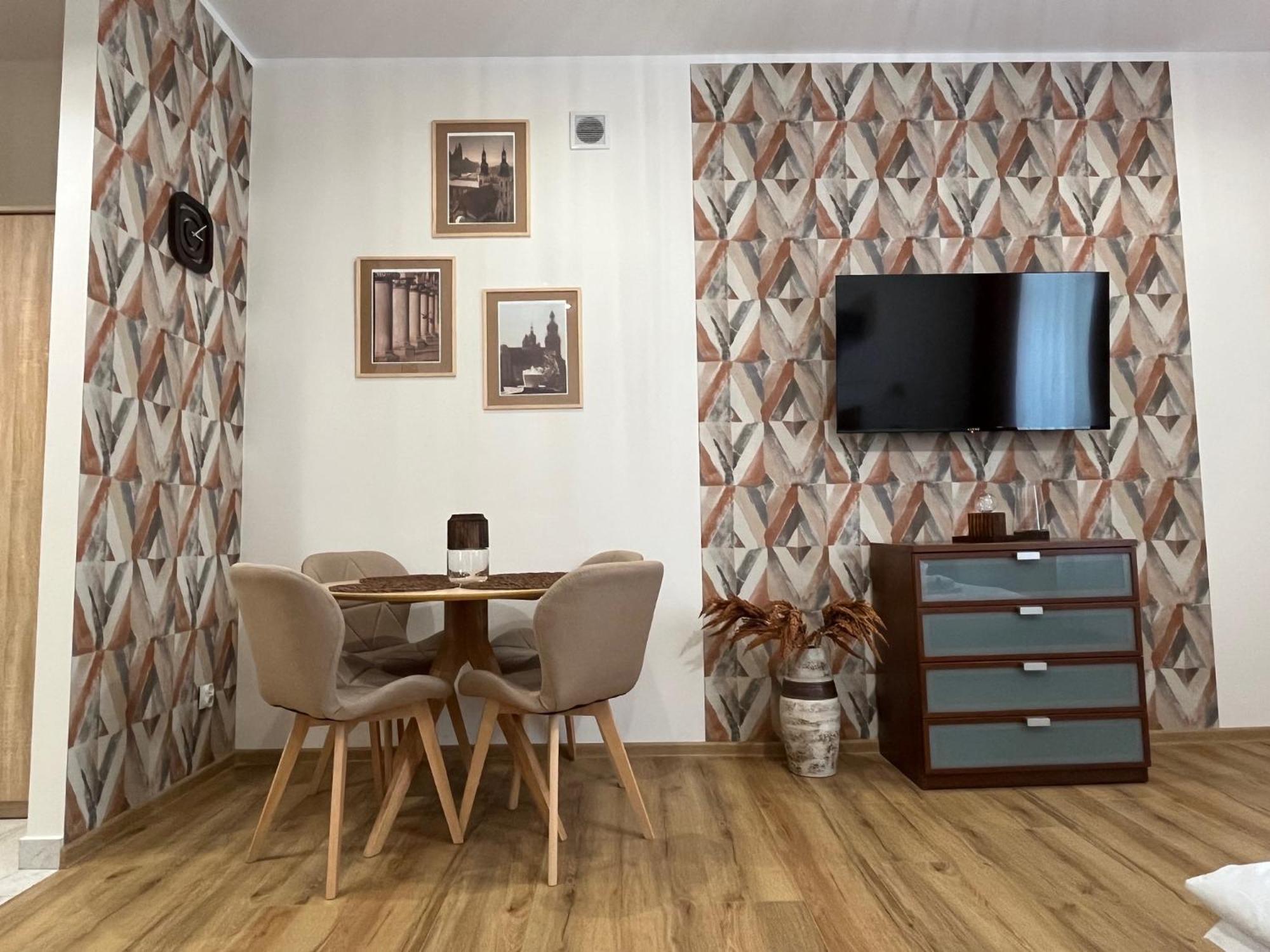 St. Cross Apartment Krakau Buitenkant foto