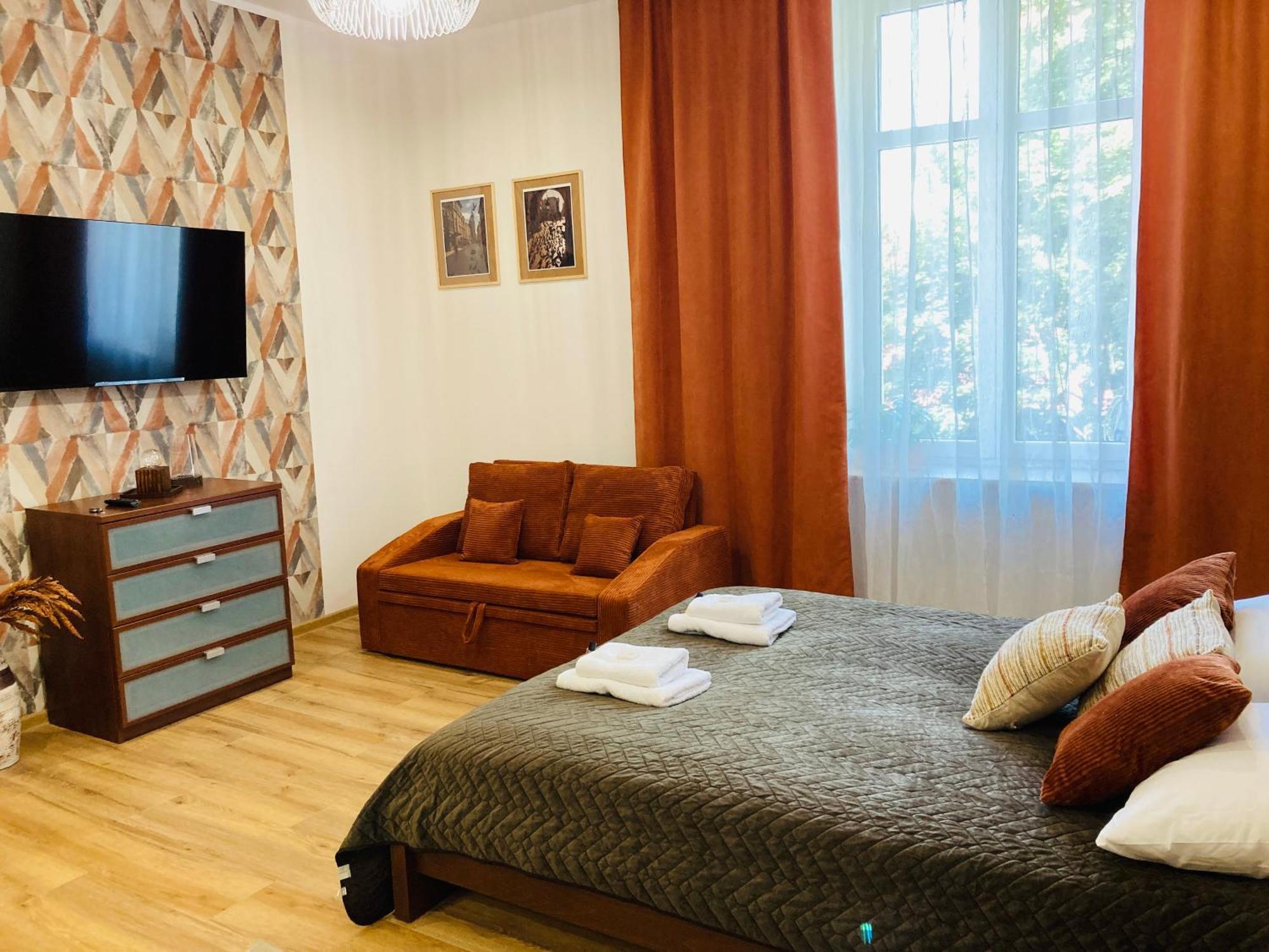 St. Cross Apartment Krakau Buitenkant foto