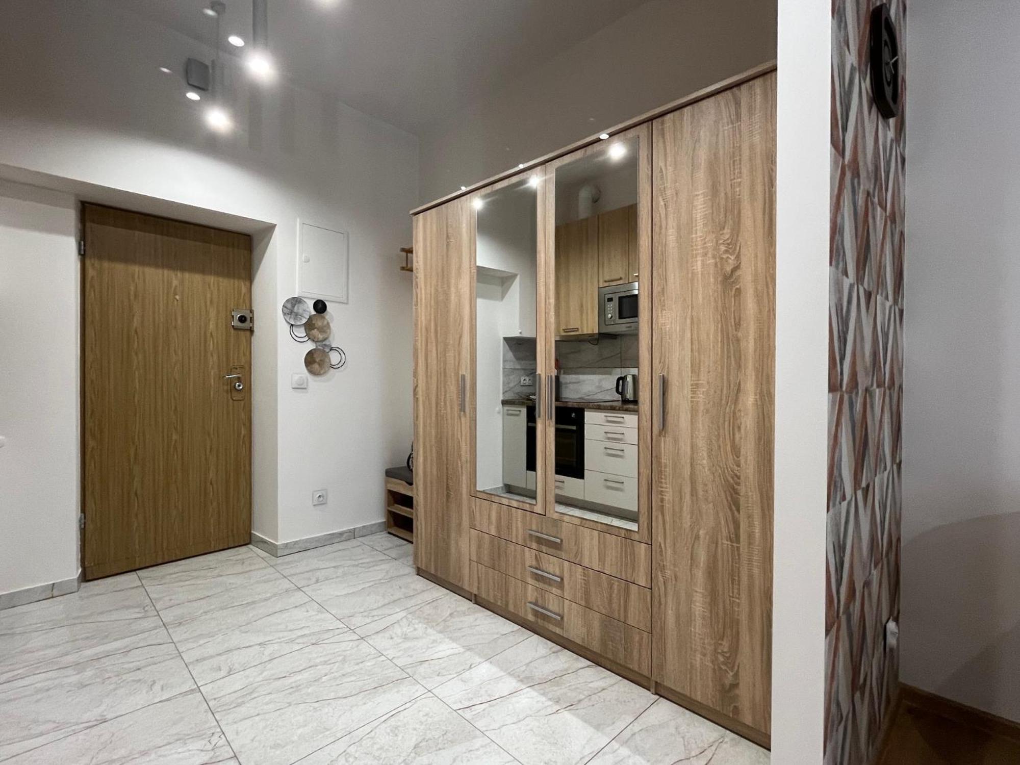 St. Cross Apartment Krakau Buitenkant foto